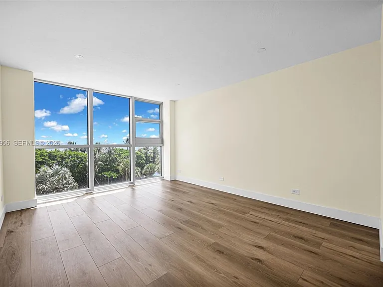 2451 Brickell Ave #5G — Photo 18