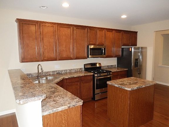 2nd image of 2641 Haydn St