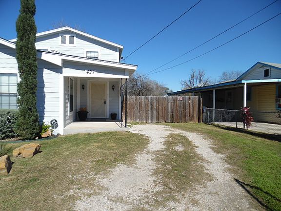 2nd image of 427 Clovis Pl