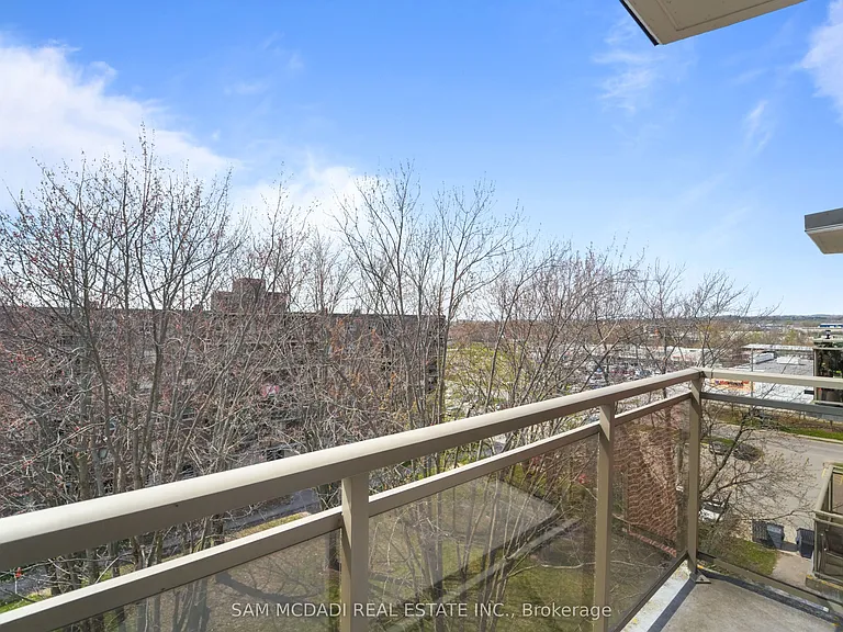 62 Spencer St E #202 — Photo 16
