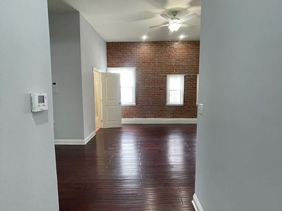 2nd image of 701 S Mariposa Ave #701401