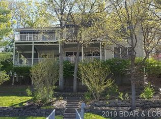 55 Point Hickory Ct, Lake Ozark, MO 65049