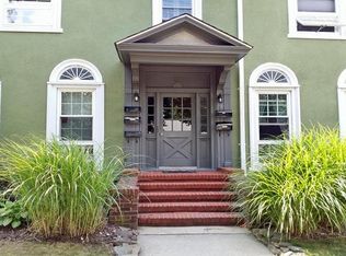 Fairfield Victorian North At Babylon Village, Babylon, NY 11702
