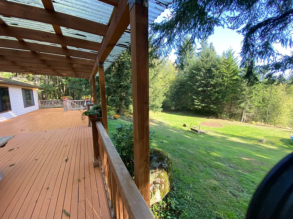 557 Waynes Ridge Cir
