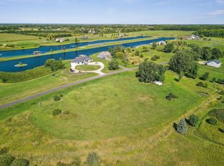 35641 Patriot Ave, Center City, MN 55012