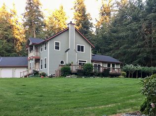 385 Treetop Hill Rd, Oak Harbor, WA 98277