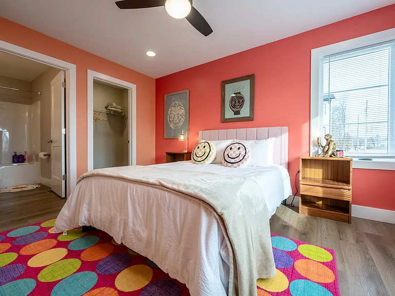 601 E Miller Dr — Photo 19