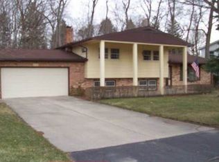 1734 Maunta Ln, Jackson, MI 49201