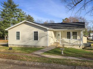 412 Main St, Livermore, KY 42352