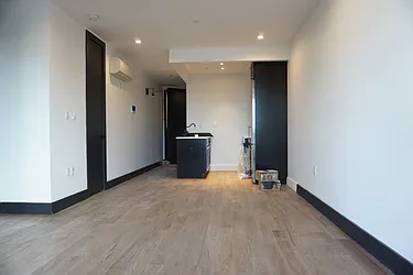 Rented by Rennit Inc.