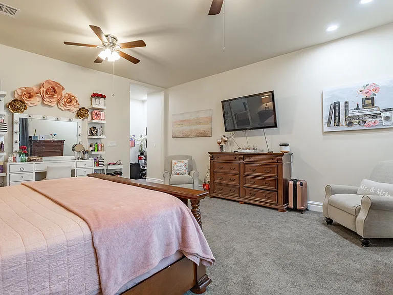 2070 S Araby Rd — Photo 42