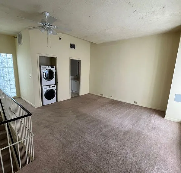 907 Caroline St #9 — Photo 12