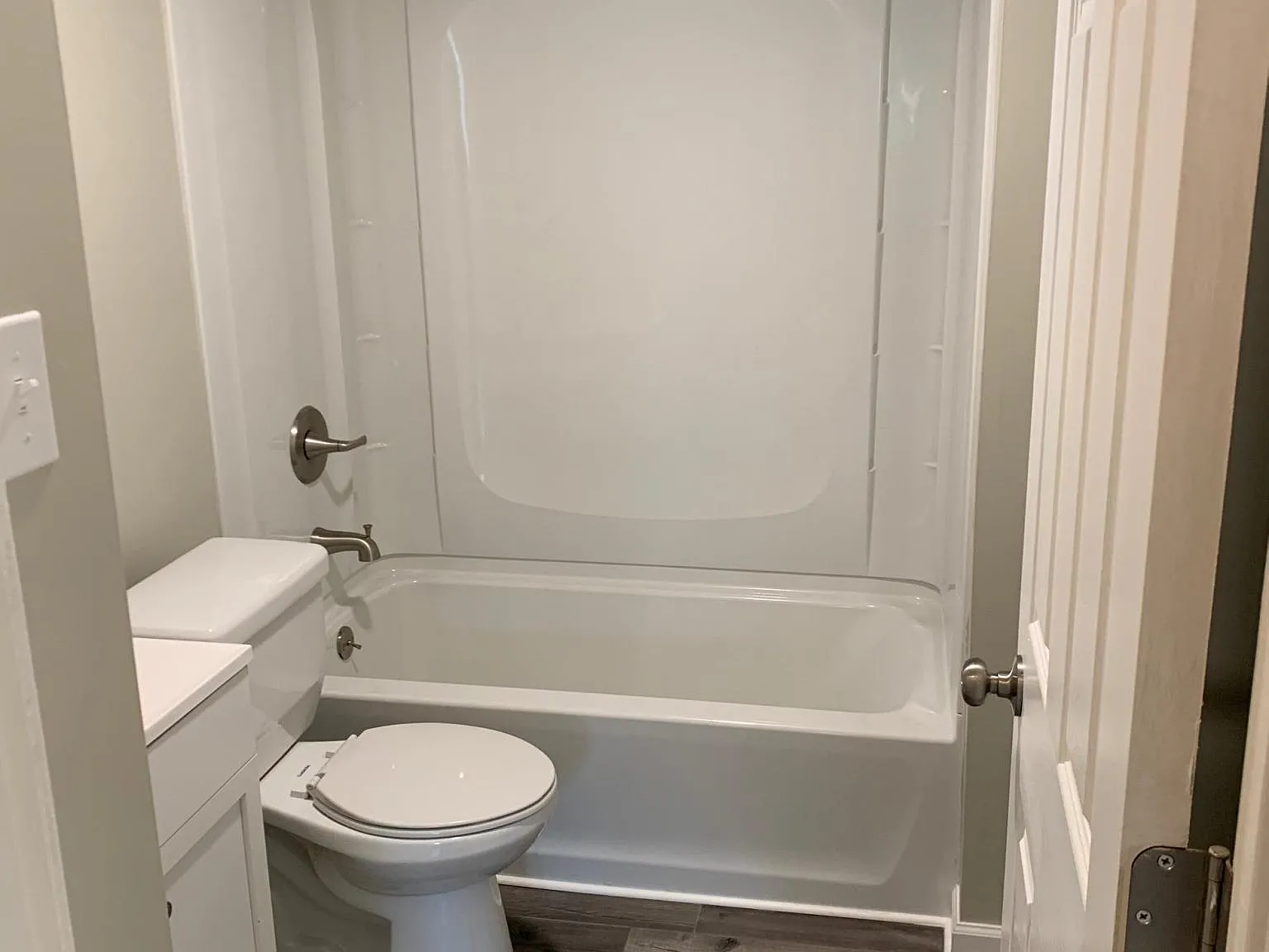 2 bed, 1234 sqft, $1,600 — Photo 3