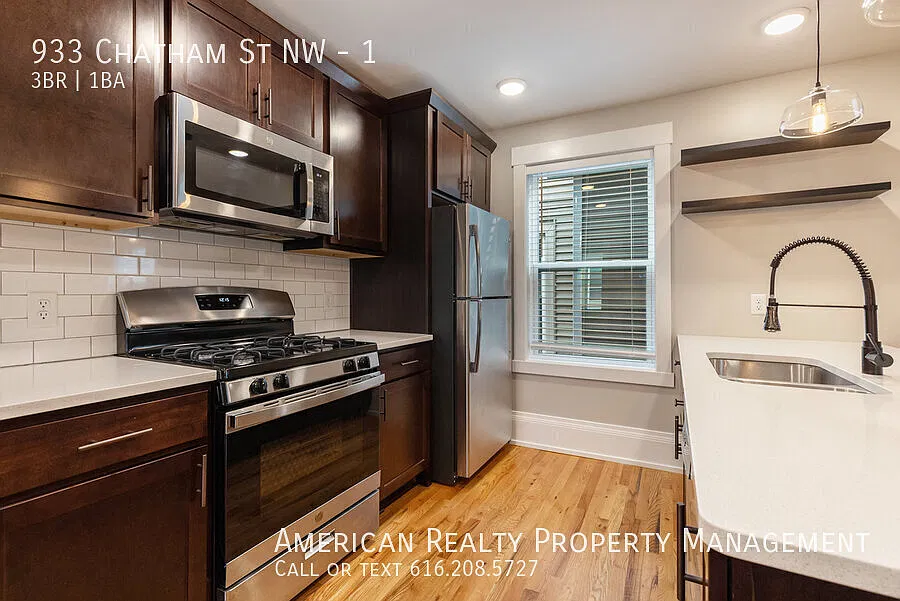 933 Chatham St NW — Photo 3