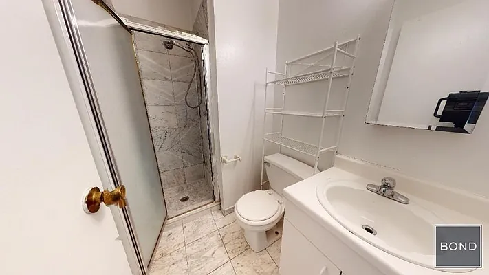 Rented by Bond New York | media 20