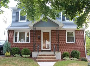 222 Baldwin Ave, Hasbrouck Heights, NJ 07604