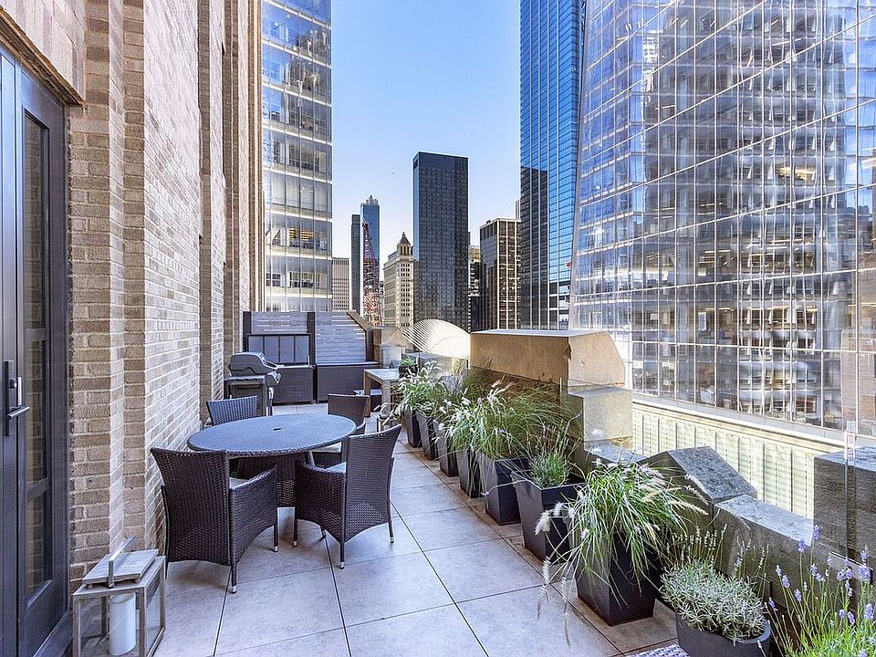 1st image of 100 Barclay St APT 14M