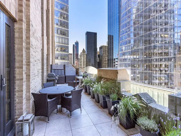 100 Barclay St APT 14M, New York, NY 10007