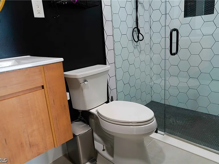 4842 Triton Ct W — Photo 6