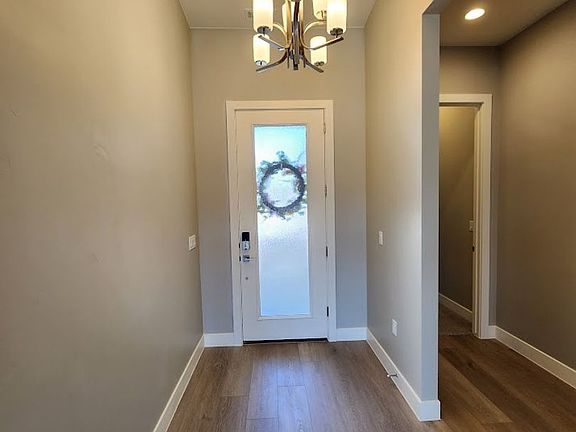 4th image of 1333 W Broad Point Dr