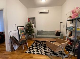 276 S 5th St #4B, Brooklyn, NY 11211