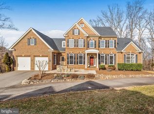 105 Generals Ct SE, Leesburg, VA 20175