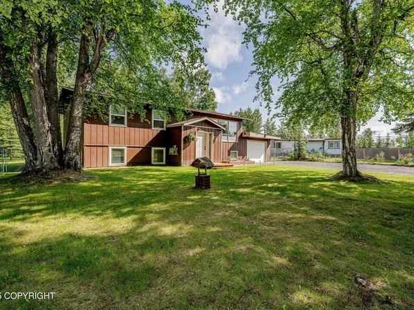 312 W Riverview Ave, Soldotna, AK 99669