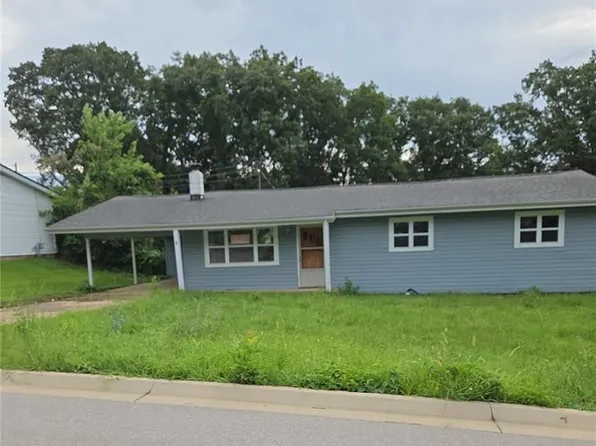 828 Johanna St, Sullivan, MO 63080
