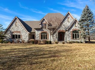 19159 248th Ave, Bettendorf, IA 52722