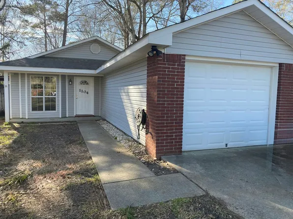 1104 N 31st Ave, Hattiesburg, MS 39401