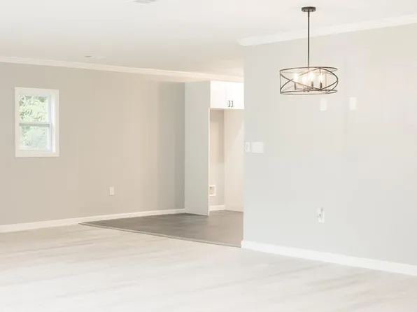 4786 Bartlett Rd, Forest Park, GA 30297