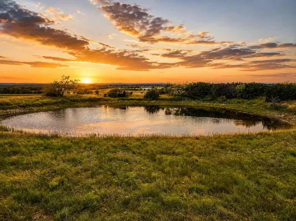 854 County Road 131, Gatesville, TX 76528