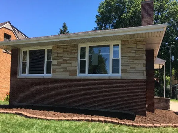 9321 S Lawndale Ave, Evergreen Park, IL 60805