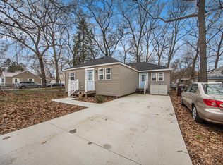 1351 S Sheridan Dr, Muskegon, MI 49442