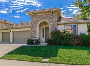 6 Cowbird Ct, Sacramento, CA