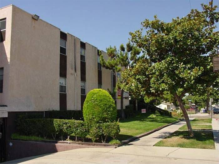 exterior2