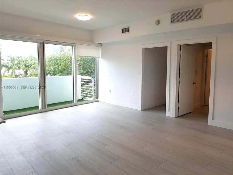 6580 Indian Creek Dr #201 — Photo 5