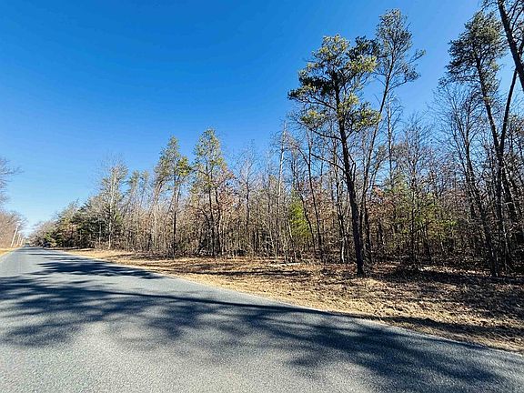 3rd image of 000 Lyndon Road