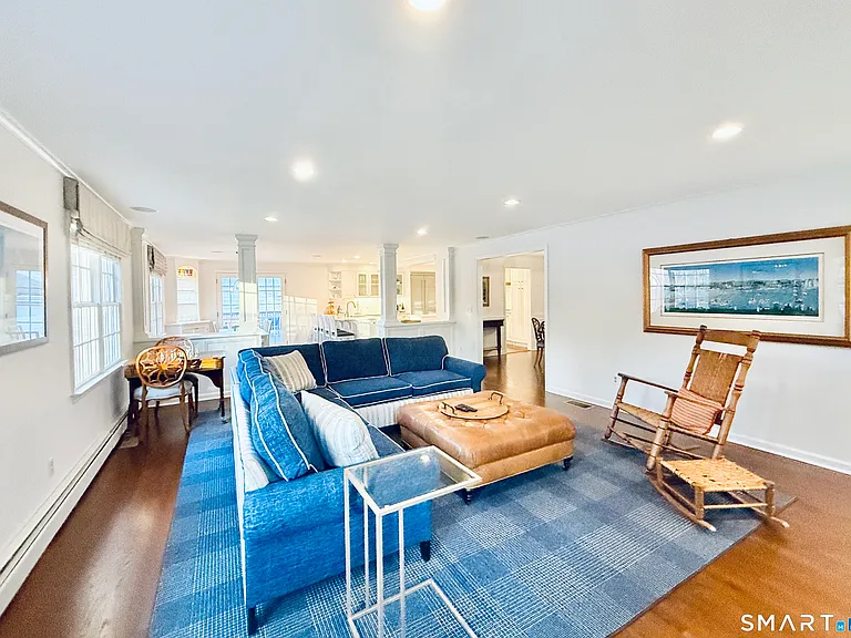 139 Highland Ave — Photo 15