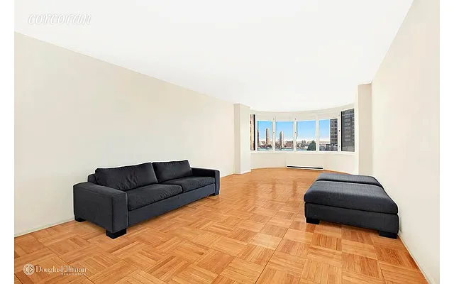 Rented by Douglas Elliman | media 2