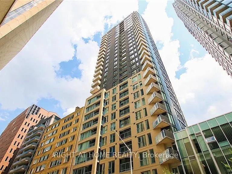 40 Nepean St #2306 — Photo 24