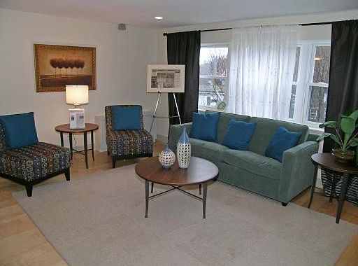 3rd image of 1600 Beacon St #2211