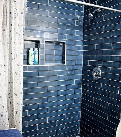 4306 W La Salle St — Photo 10