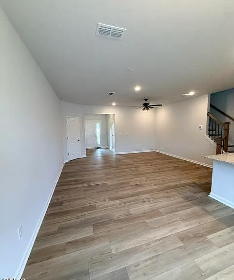 204 Broomside Ave — Photo 17