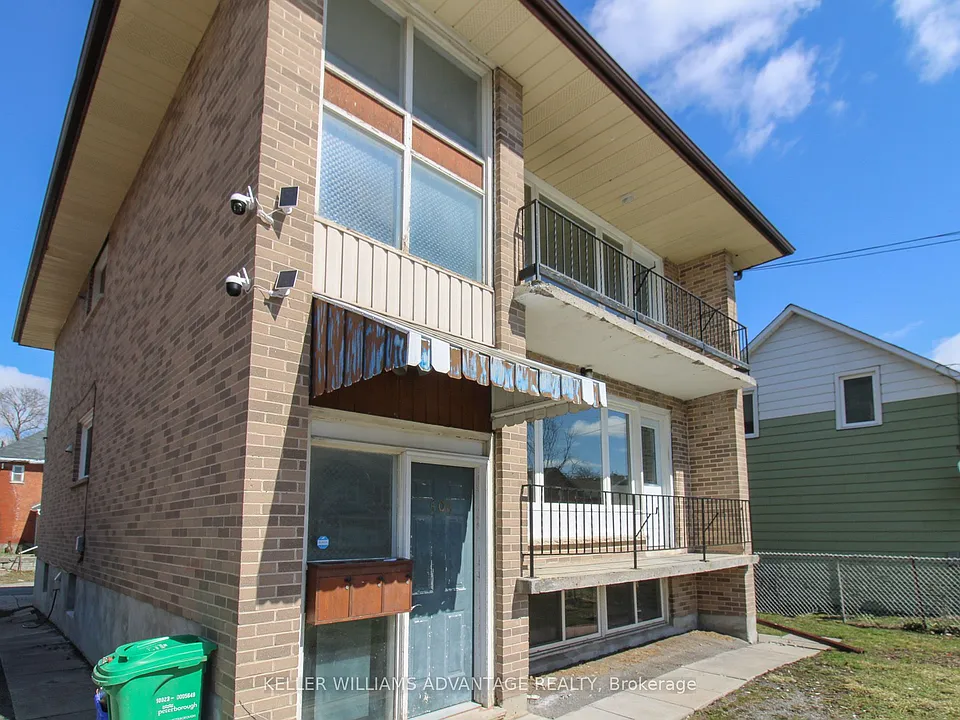 506 Sherbrooke St #UPPER