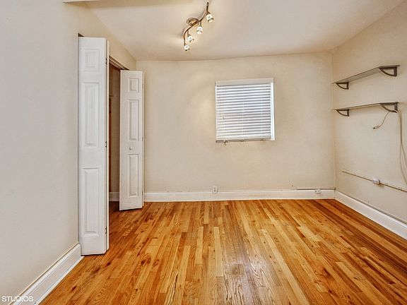 5th image of 7630 S Essex Ave #2S