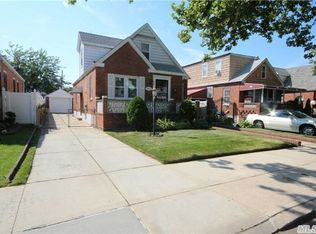 11918 235th St, Cambria Heights, NY 11411
