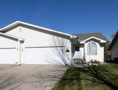 816 Lakeridge Pl, West Fargo, ND, 58078