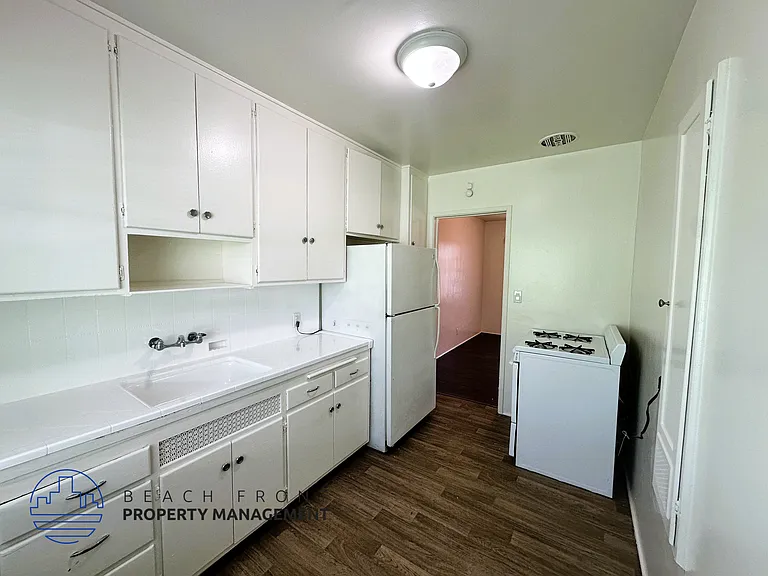 2490 Cedar Avenue — Photo 1