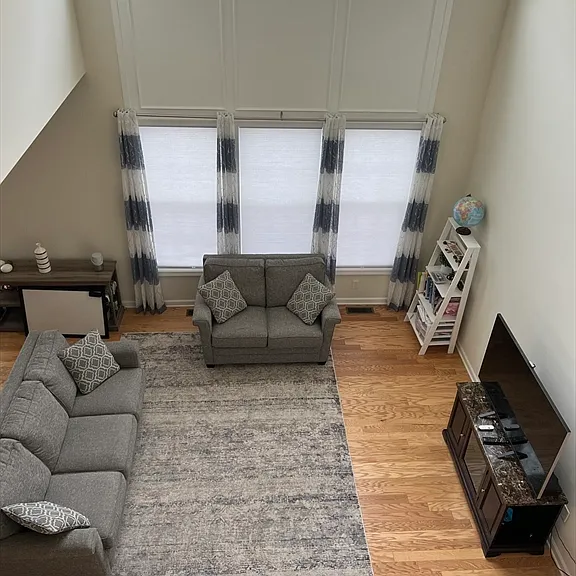 16 Poplar Ln #16 — Photo 4